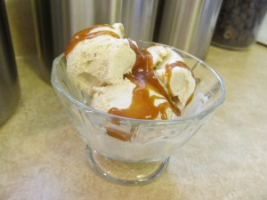 homemade cinnamon spice ice cream